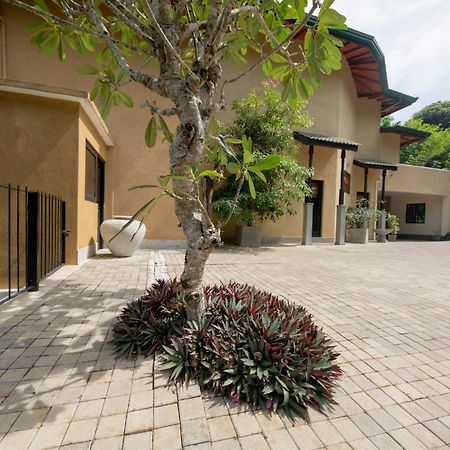 米亨康提酒店 外观 照片